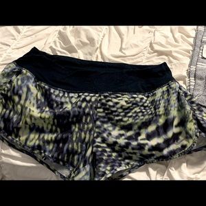 NIKE Dry-Fit Running Short 2.5”